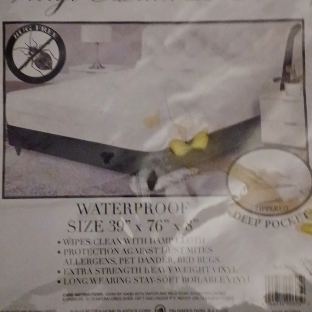 2 Twin Size 39 × 76 Mattress Cover